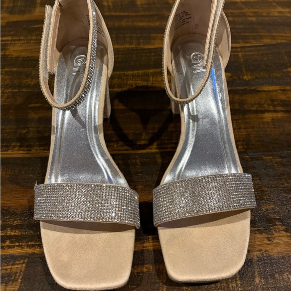 Chelsea Moreland Rhinestone Block Heel - Picture 2 of 7